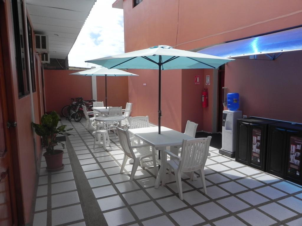 פוארטו בקריסו מורנו Hostal La Posada De Jose Carlos מראה חיצוני תמונה